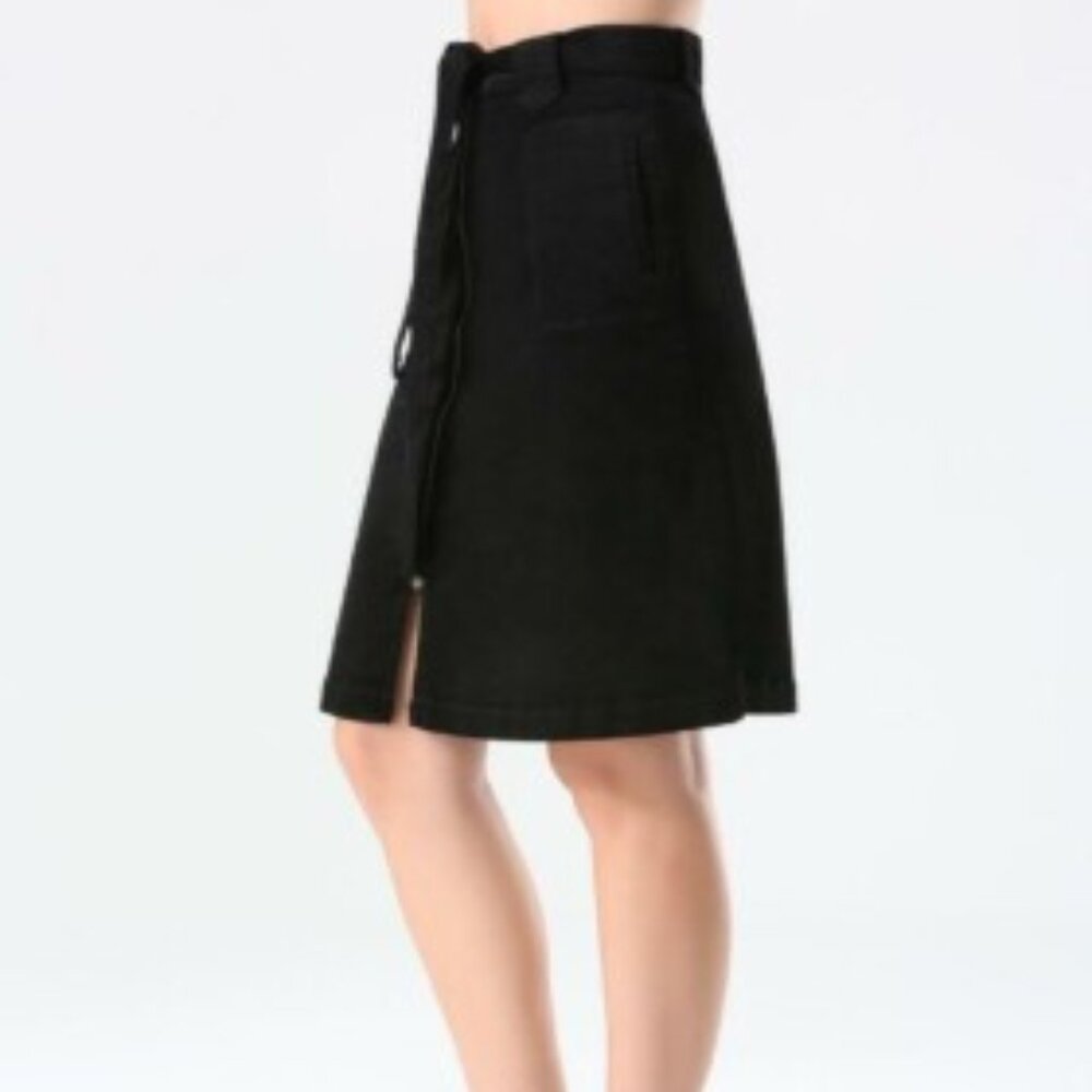 Bebe Black Corduroy A-Line Knee Length Belted Front Zip Skirt Size 6 NWT